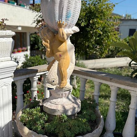 Anel'S Guesthouse Berat Exterior foto